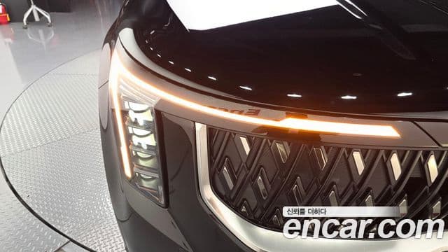 Kia Carnival 2024 — Photo 4/42