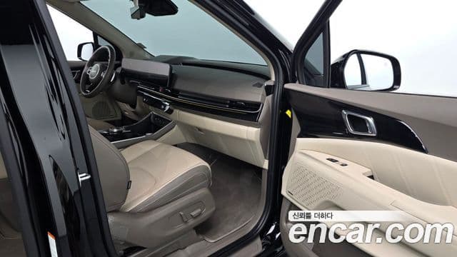 Kia Carnival 2024 — Photo 31/42