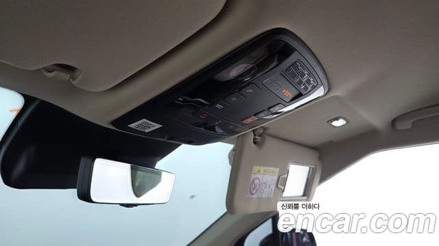 Kia Carnival 2024 — Photo 34/42