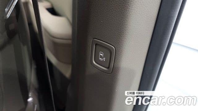 Kia Carnival 2024 — Photo 38/42