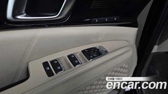Kia Carnival 2024 — Photo 1/42