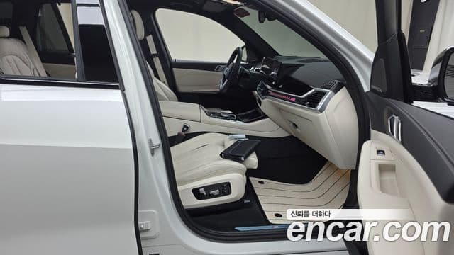 BMW X5 2026 — Photo 32/35