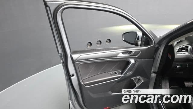 Volkswagen Tiguan Allspace 2020 — Photo 42/42