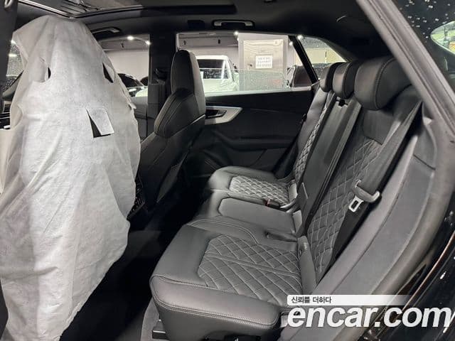 Audi Q8 2026 — Photo 7/16