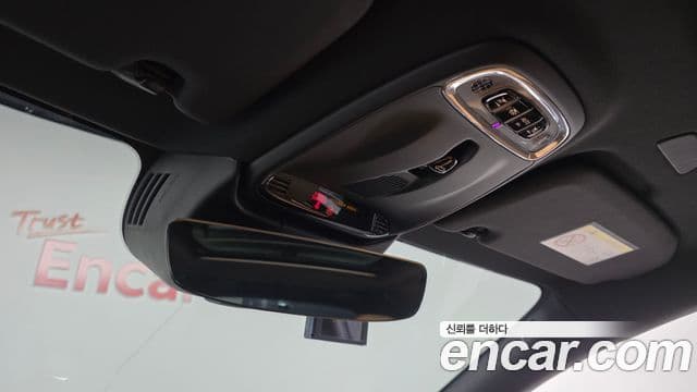 Volvo V60 Cross Country 2020 — ფოტო 15/32