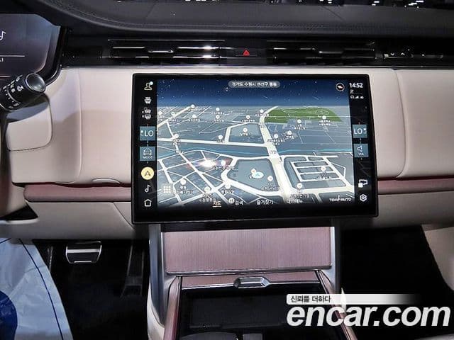Land Rover Range Rover 2025 — Photo 3/15