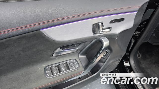 Mercedes-Benz CLA-Class 2020 — Photo 11/30