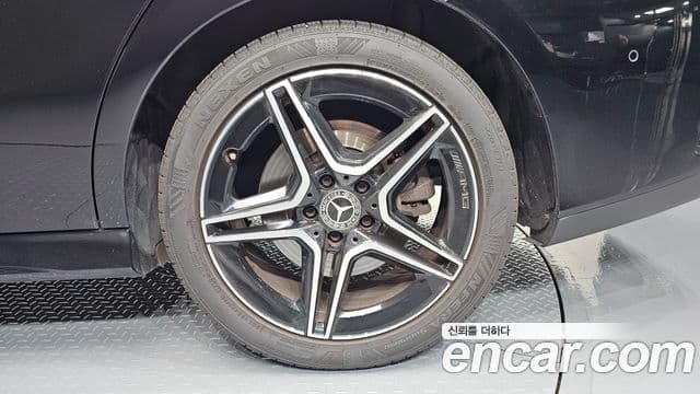 Mercedes-Benz CLA-Class 2020 — Photo 5/30