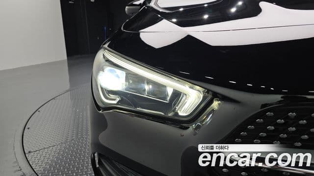 Mercedes-Benz CLA-Class 2020 — Photo 29/30