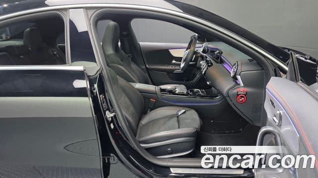 Mercedes-Benz CLA-Class 2020 — Photo 9/30