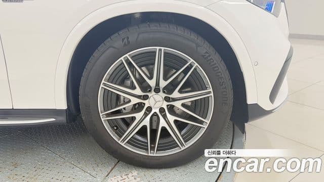 Mercedes-Benz GLC-Class 2025 — Photo 5/20