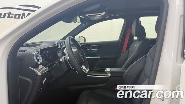 Mercedes-Benz GLC-Class 2025 — Photo 12/20