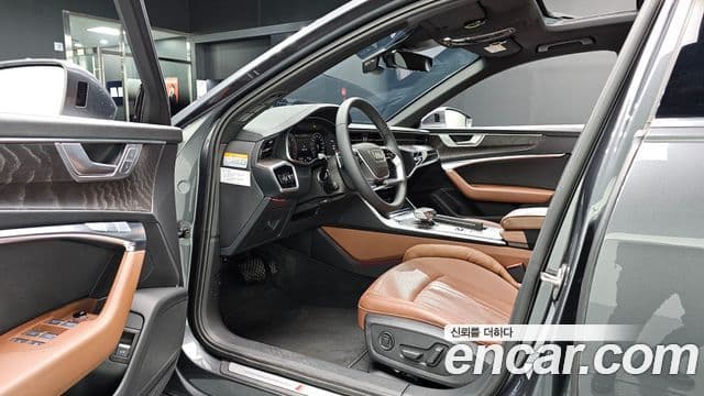 Audi A6 2022 — Photo 14/34