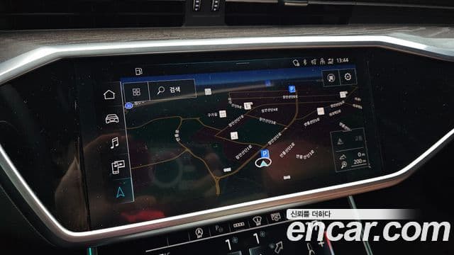 Audi A6 2022 — Photo 32/34