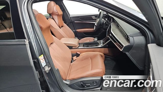 Audi A6 2022 — Photo 6/34