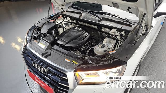 Audi Q5 2020 — Şəkil 35/35