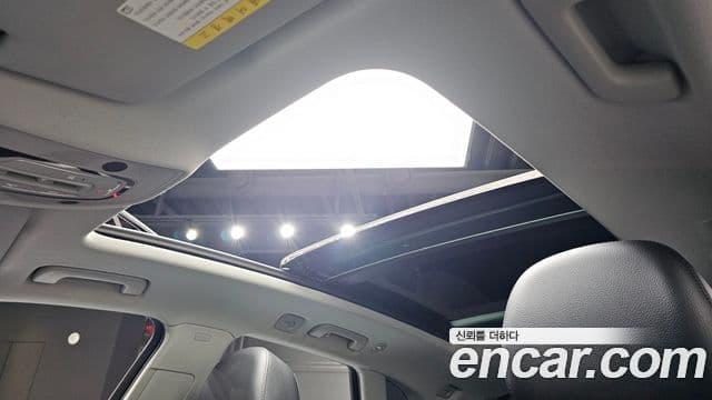 Audi Q5 2020 — Şəkil 24/35