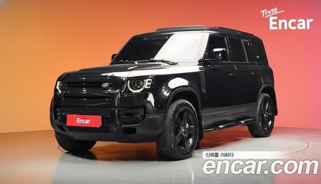 Land Rover Defender 2022 — Photo 39/40