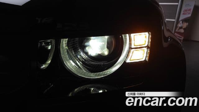 Land Rover Defender 2022 — Photo 30/40