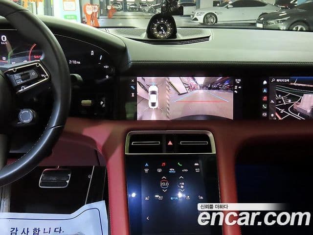 Porsche Taycan 2024 — Photo 13/20