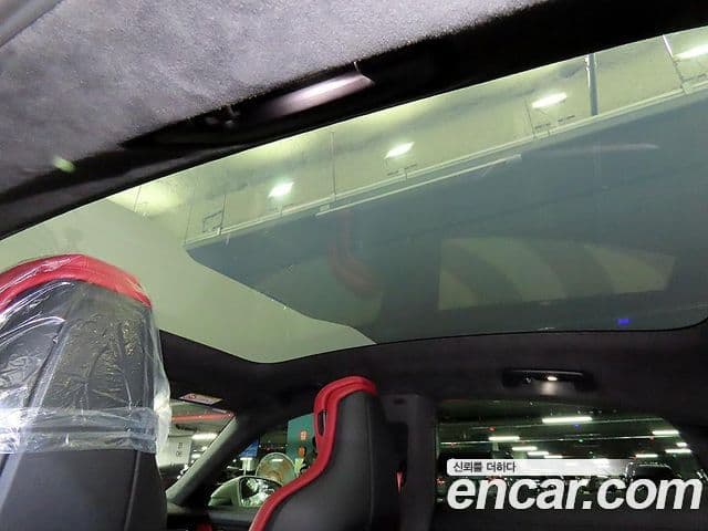 Porsche Taycan 2024 — Photo 20/20