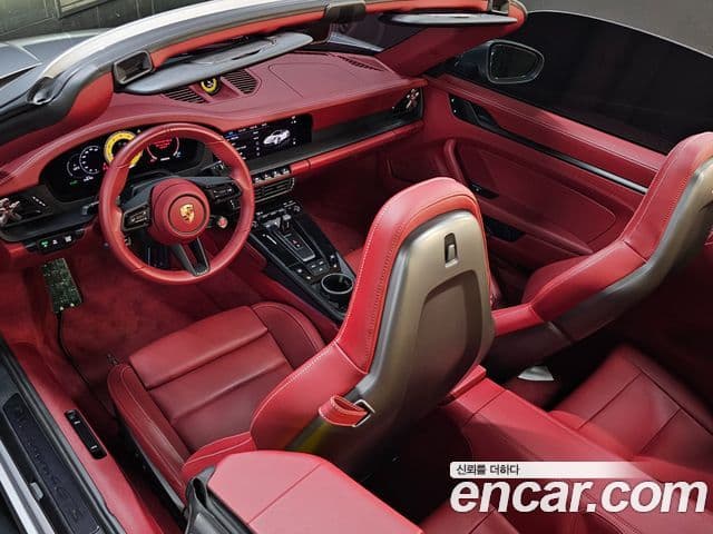 Porsche 911 2025 — ფოტო 13/20