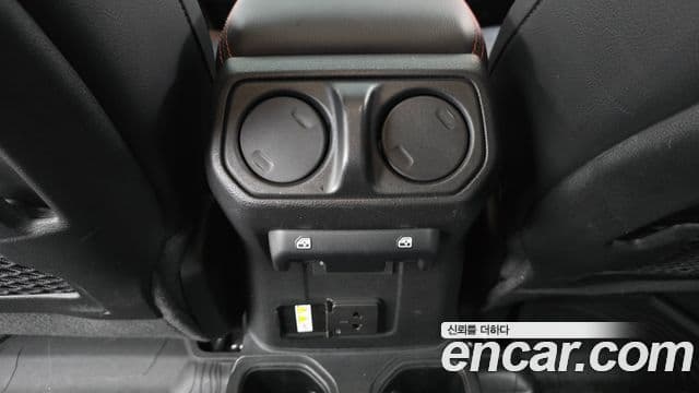 Jeep Gladiator 2022 — Photo 22/33