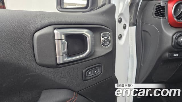 Jeep Gladiator 2022 — Photo 14/33
