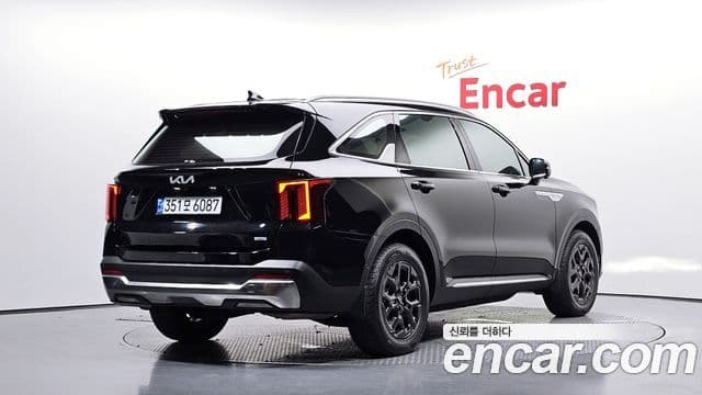 Kia Sorento 2024 — Фото 2/20
