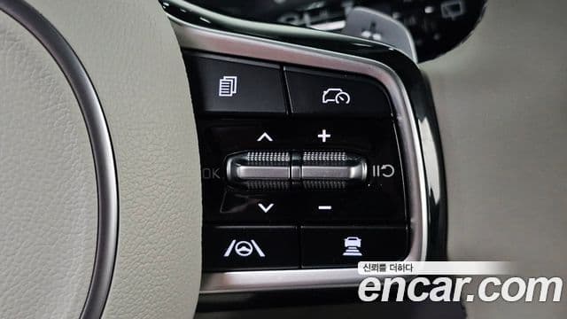 Kia Sorento 2024 — Фото 16/20