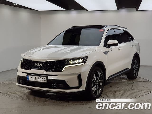 Kia Sorento 2022 — Фото 1/20