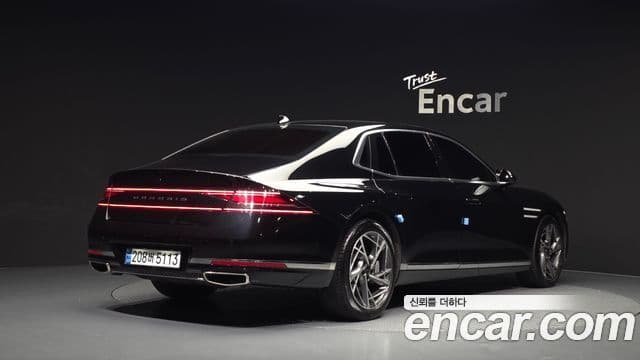 Genesis G90 2022 — ფოტო 13/20