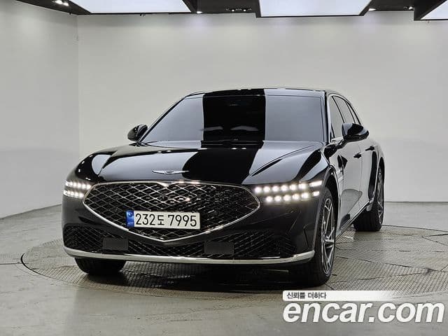Genesis G90 2023 — Photo 11/20