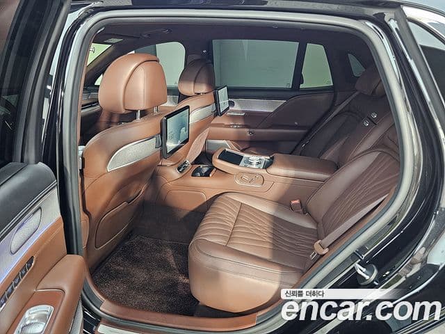 Genesis G90 2023 — Photo 3/20