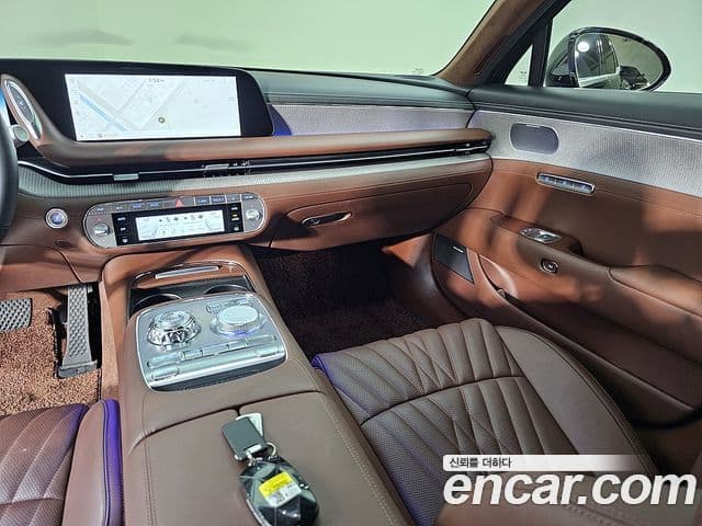 Genesis G90 2023 — Photo 16/20
