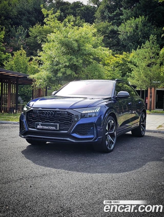 Audi RSQ8 2021 — Photo 4/20