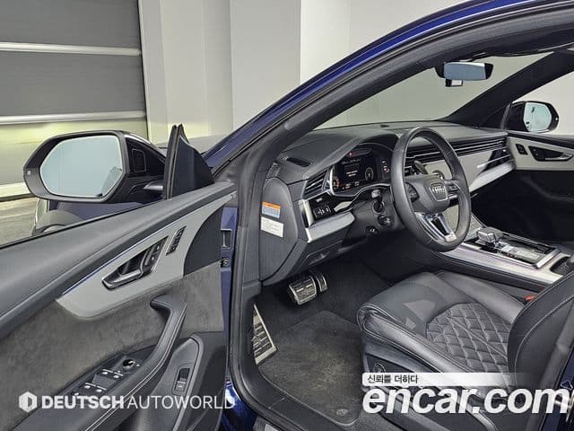 Audi Q8 2021 — ფოტო 17/20