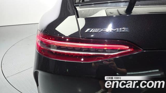 Mercedes-Benz AMG GT 2021 — Photo 1/32