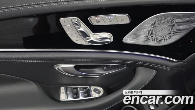 Mercedes-Benz AMG GT 2021 — Photo 20/32