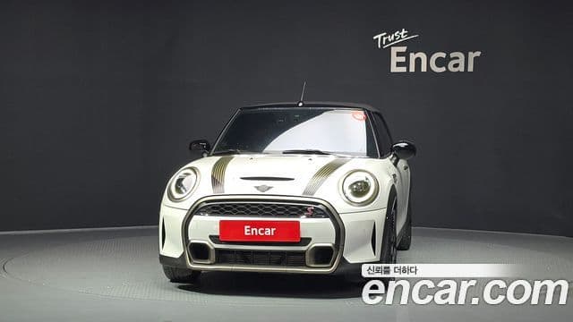Mini Cooper S Convertible 2023 — Фото 3/20