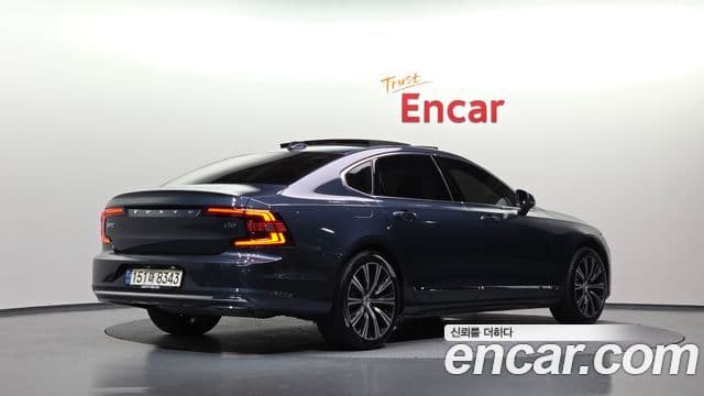 Volvo S90 2023 — Photo 14/20