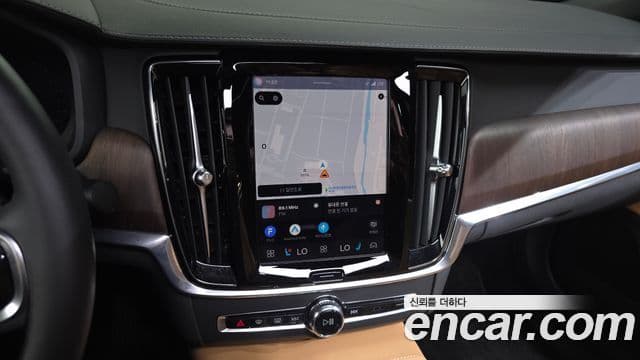 Volvo S90 2023 — Photo 4/20