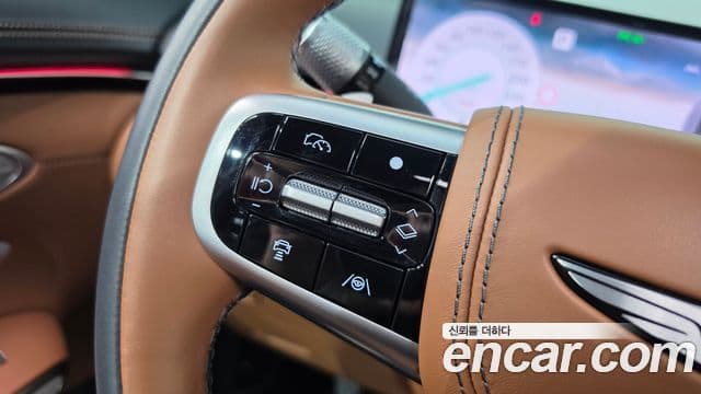 Genesis GV70 2025 — Şəkil 18/20