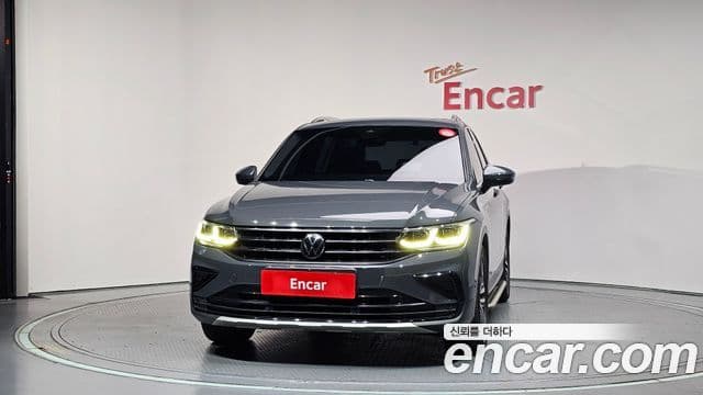 Volkswagen Tiguan 2022 — Photo 3/35