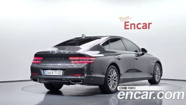 Genesis G80 2021 — Photo 13/20