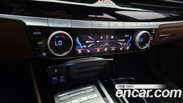 Genesis G80 2021 — Photo 18/20