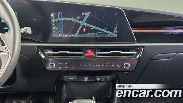 Kia Niro 2022 — Фото 14/20