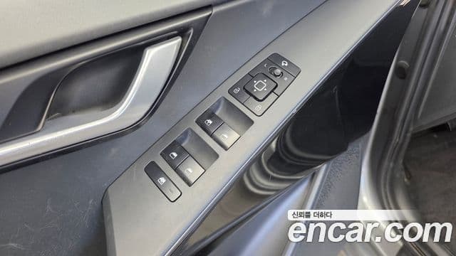 Kia Niro 2022 — Şəkil 18/32