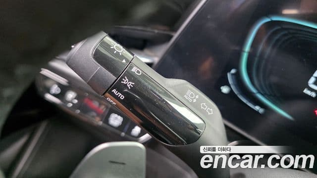 Kia Niro 2022 — Şəkil 10/32