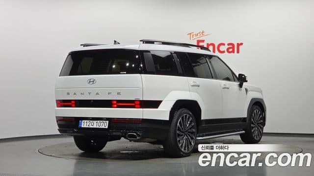 Hyundai Santa Fe 2025 — Photo 4/20